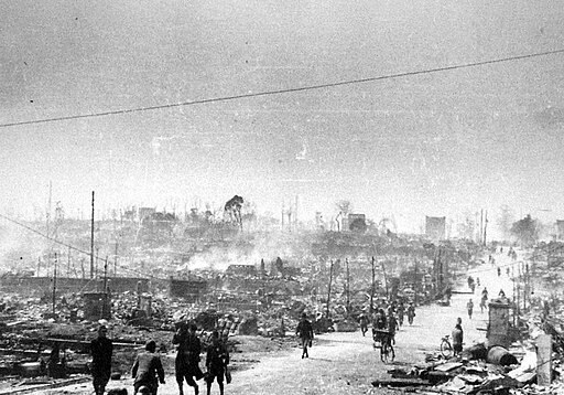 Tokio po bombardiranju 1945 - Foto: Ishikawa Kōyō Wikimedia / Javna domena