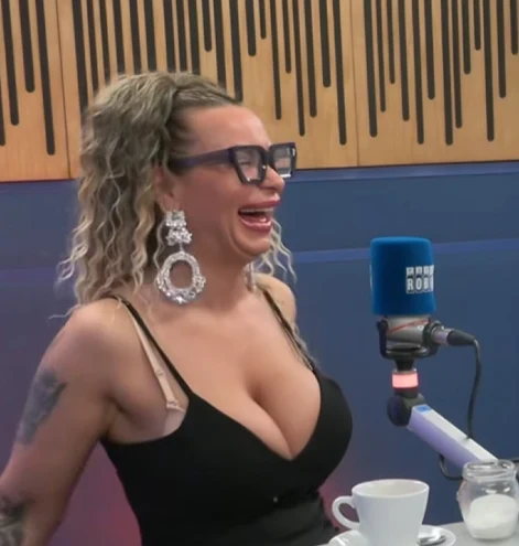 To MORATE videti: La Toya v radijskem kvizu nasmejala vse – studio se je tresel od smeha ob vprašanju o samici jelena