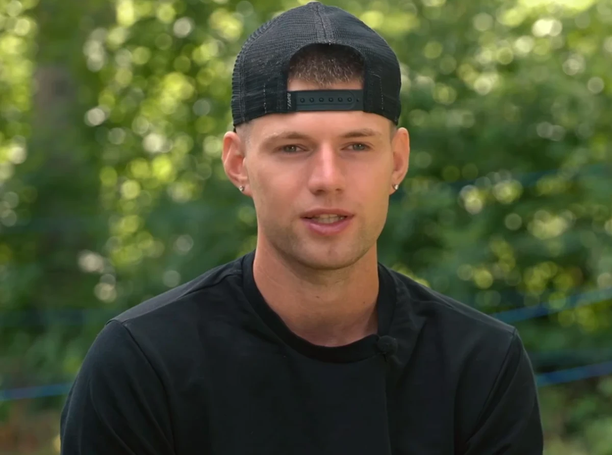 “Juš razkril svojo pot od hokeja in masaž do slave – in zakaj kino NI pravo mesto za prvi zmenek!”