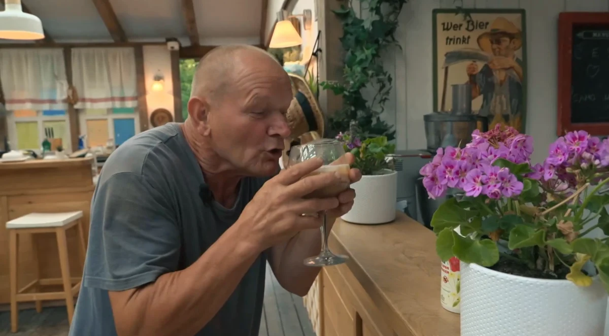 ŠKANDAL na Kmetiji?: Franc pijan razgrajal, gledalci ogorčeni – “ogabno, sramota za TV!”