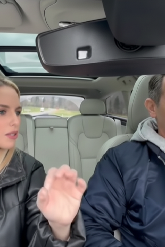 Zanimiv sopotnik: Marko Vozelj razkril, kaj se skriva v njegovem vozilu