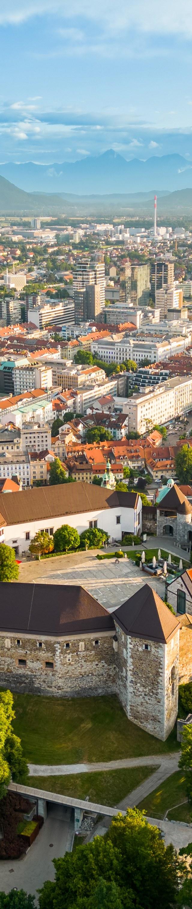 KVIZ: Majhna, a polna skrivnosti: Kako dobro v resnici poznate Slovenijo?