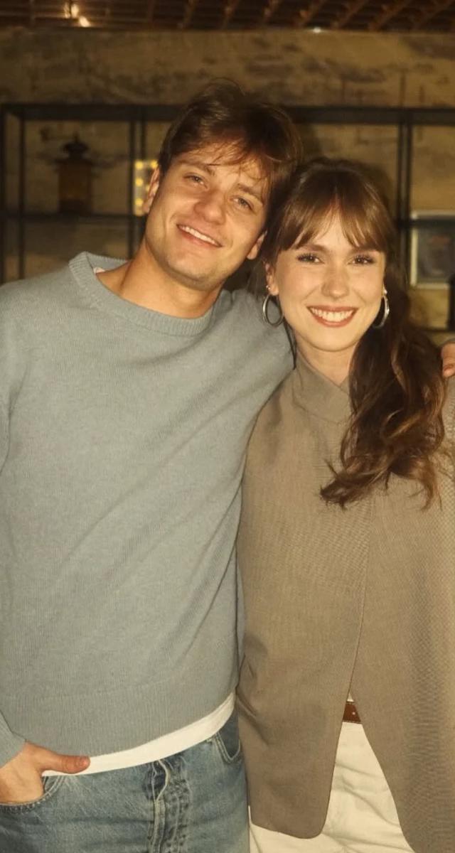 Melani Mekicar ujeta z mladim hrvaškim zvezdnikom v Stožicah – oboževalci takoj: »Je to njen novi fant?«