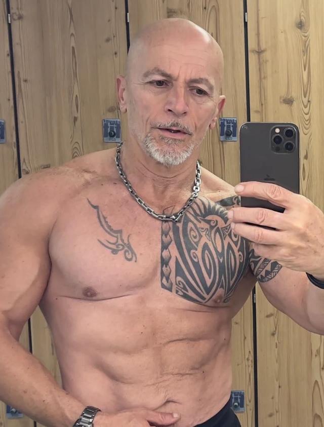 “Tega si pa nisem predstavljal!” Dominik Kozarič razkril temno stran slave