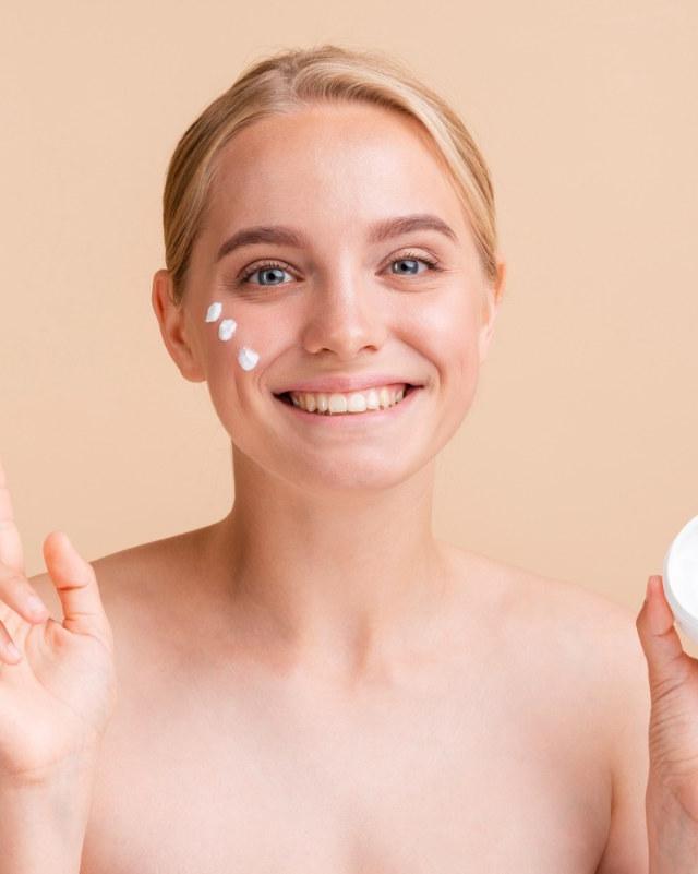 “To je lepotni trik, ki ga prisegajo influencerke – in stane manj kot 5 €!”