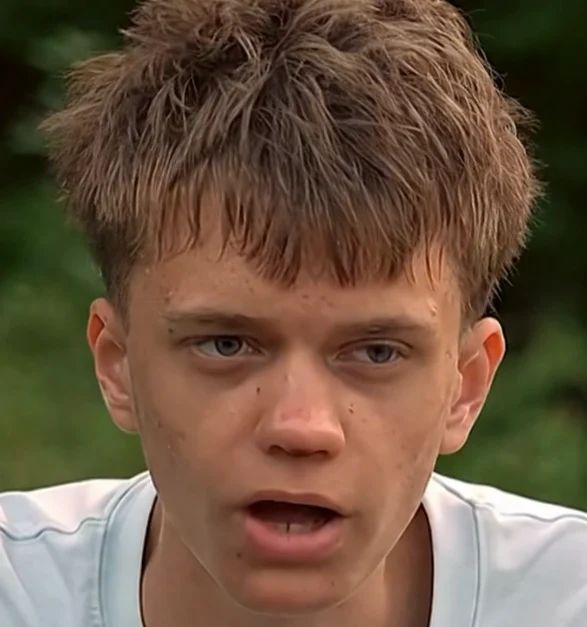Mark iz Kmetije z roko v povoju