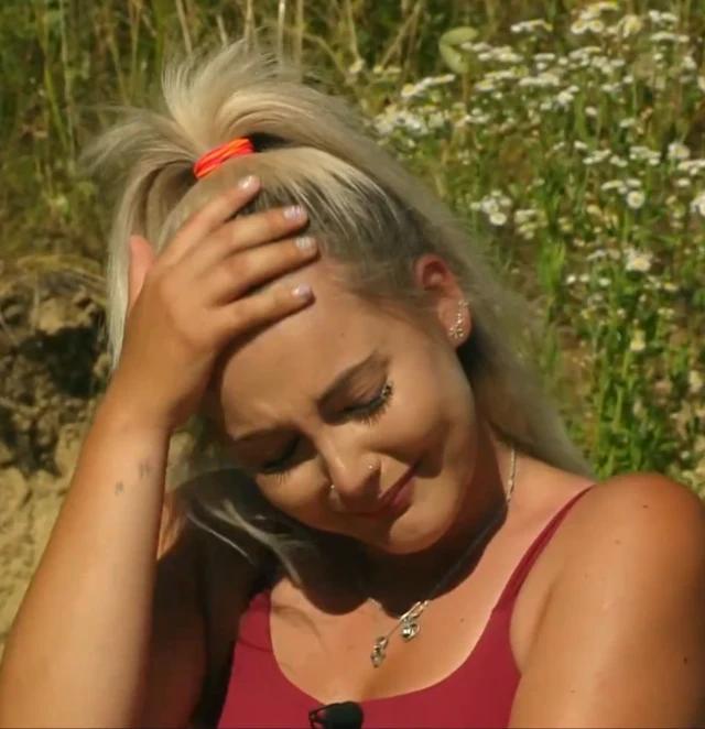 Po izpadu spregovorila: Ema priznala, kaj jo je res zlomilo – in kaj jo je najbolj presenetilo!