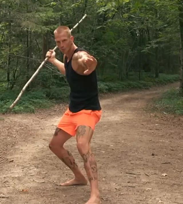 Po glasovanju na Kmetiji eksplodiral Igor: “Ko se vrnem, gremo na nož!”