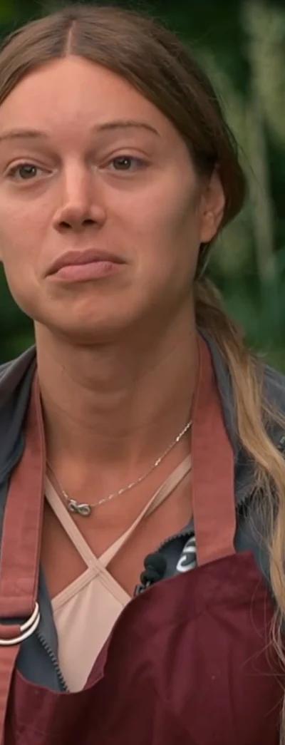 PIA POD VSE VEČJIM PRITISKOM V HLEVU: “Vse delam prvič in se še lovim”