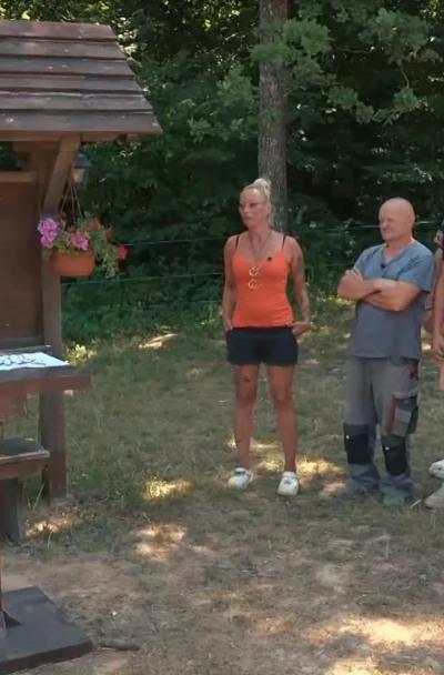 KDO V RESNICI VODI IGRO na Kmetiji in ali je“Sveta trojica” že na varnem?