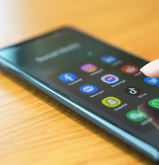 Uporabniki pozor: WhatsApp bo kmalu prenehal delovati na teh mobilnih napravah