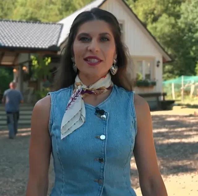 Gledalci tega nikoli ne vidijo! Razkrili kako v resnici snemajo resničnostni šov Kmetija